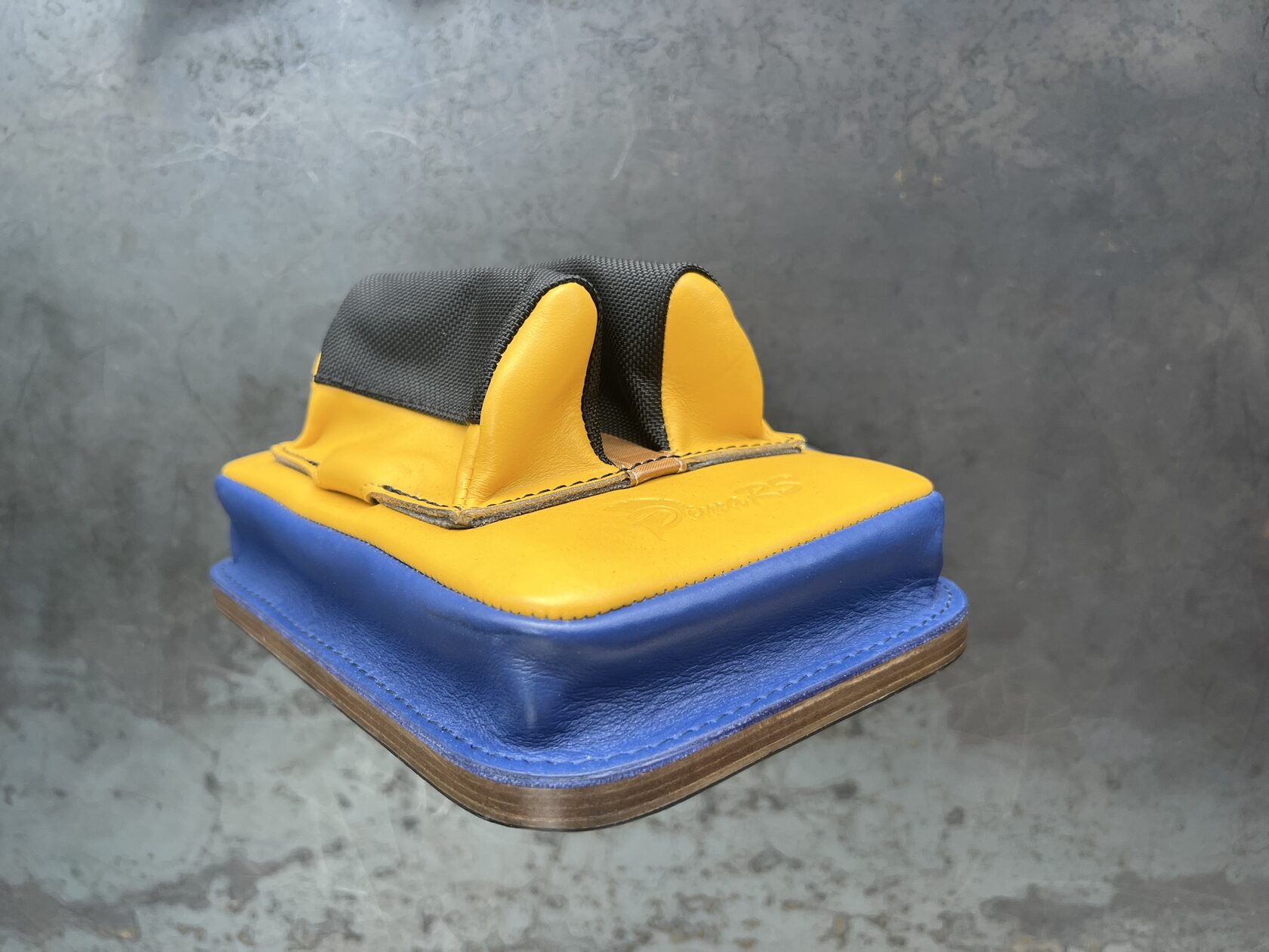 BR low rear bag (High Ears)