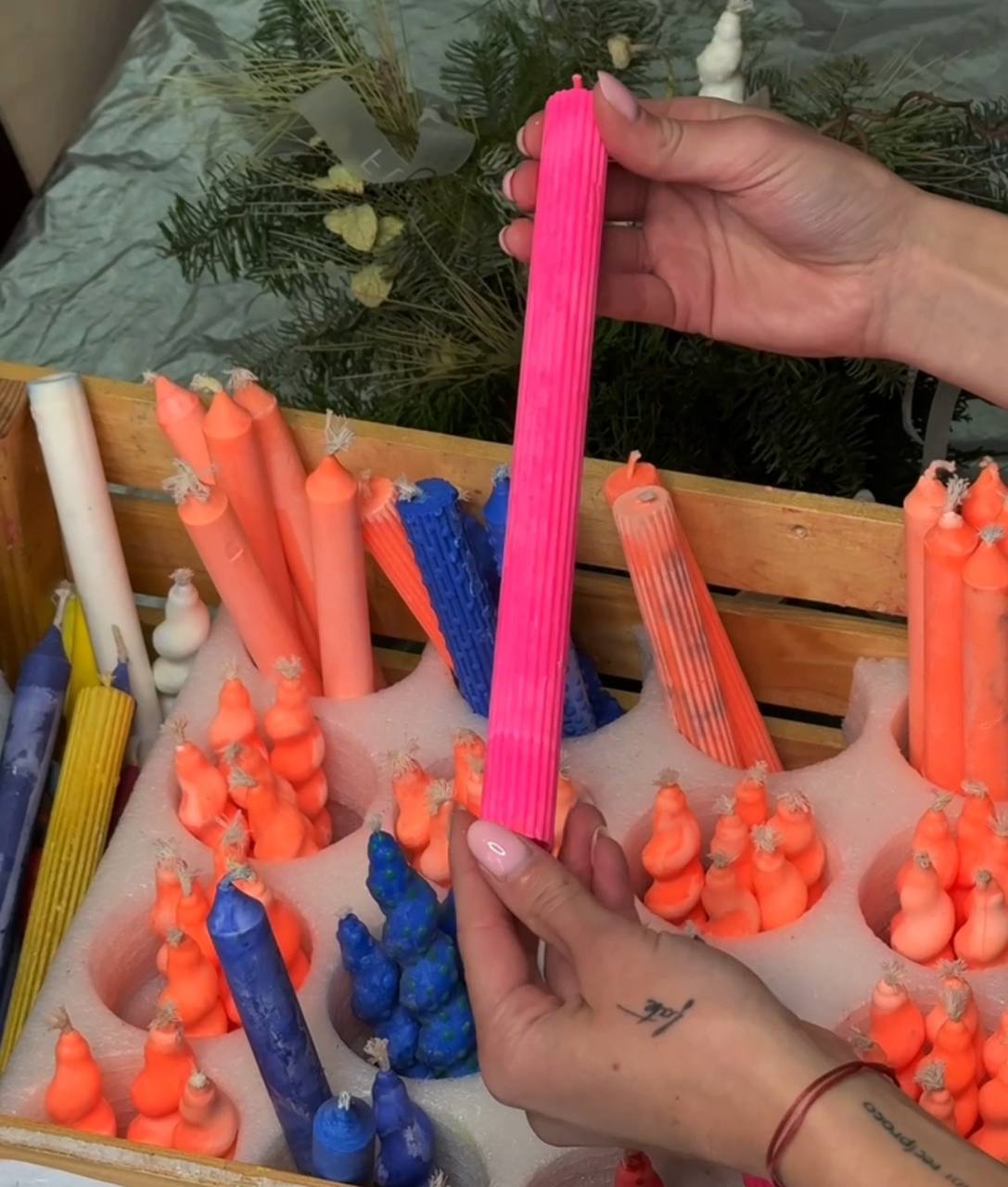 Соєва свічка ребриста (з дефектом, у кольорах)