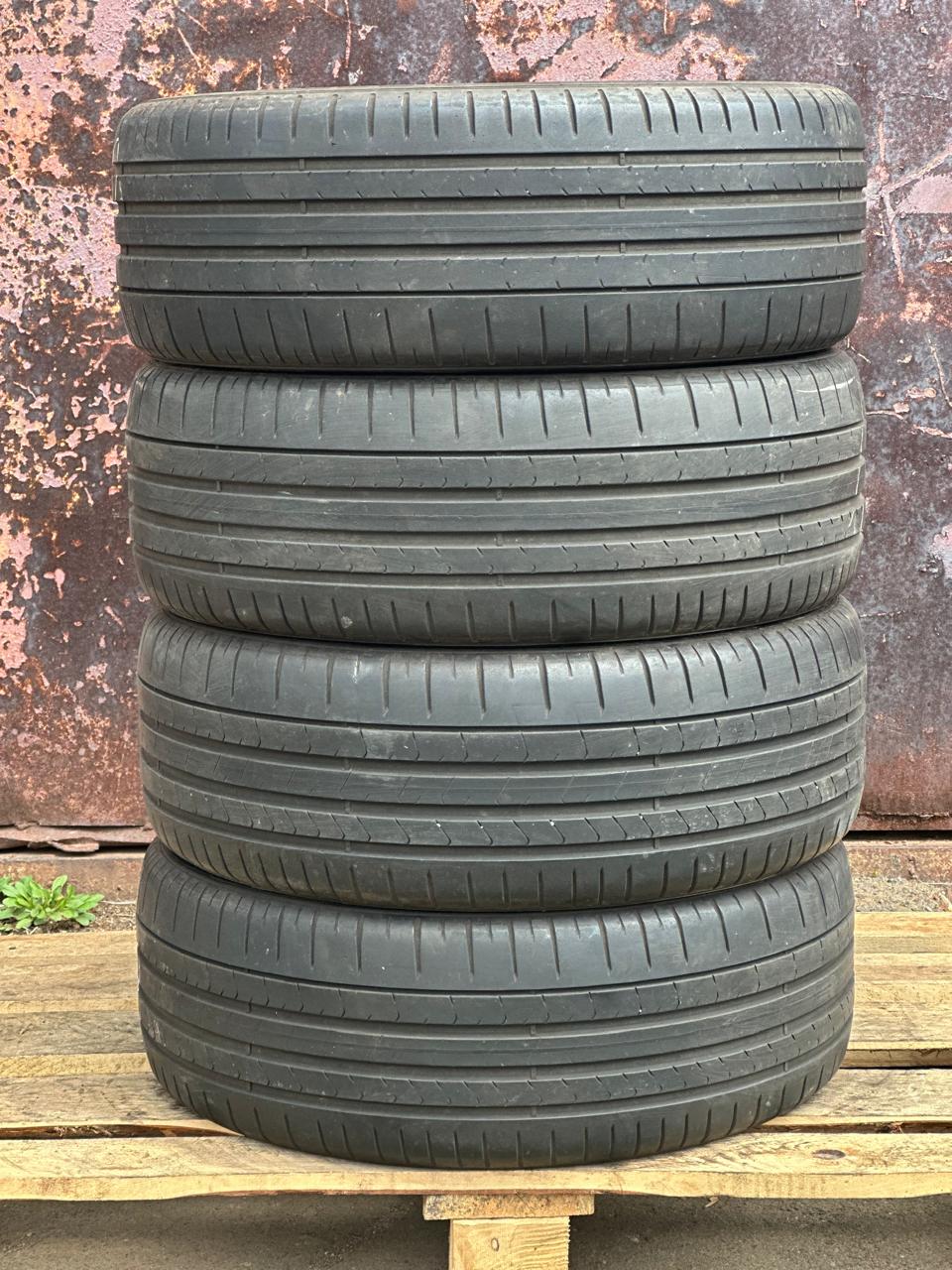 19 PIRELLI P ZERO MO  225/40/19