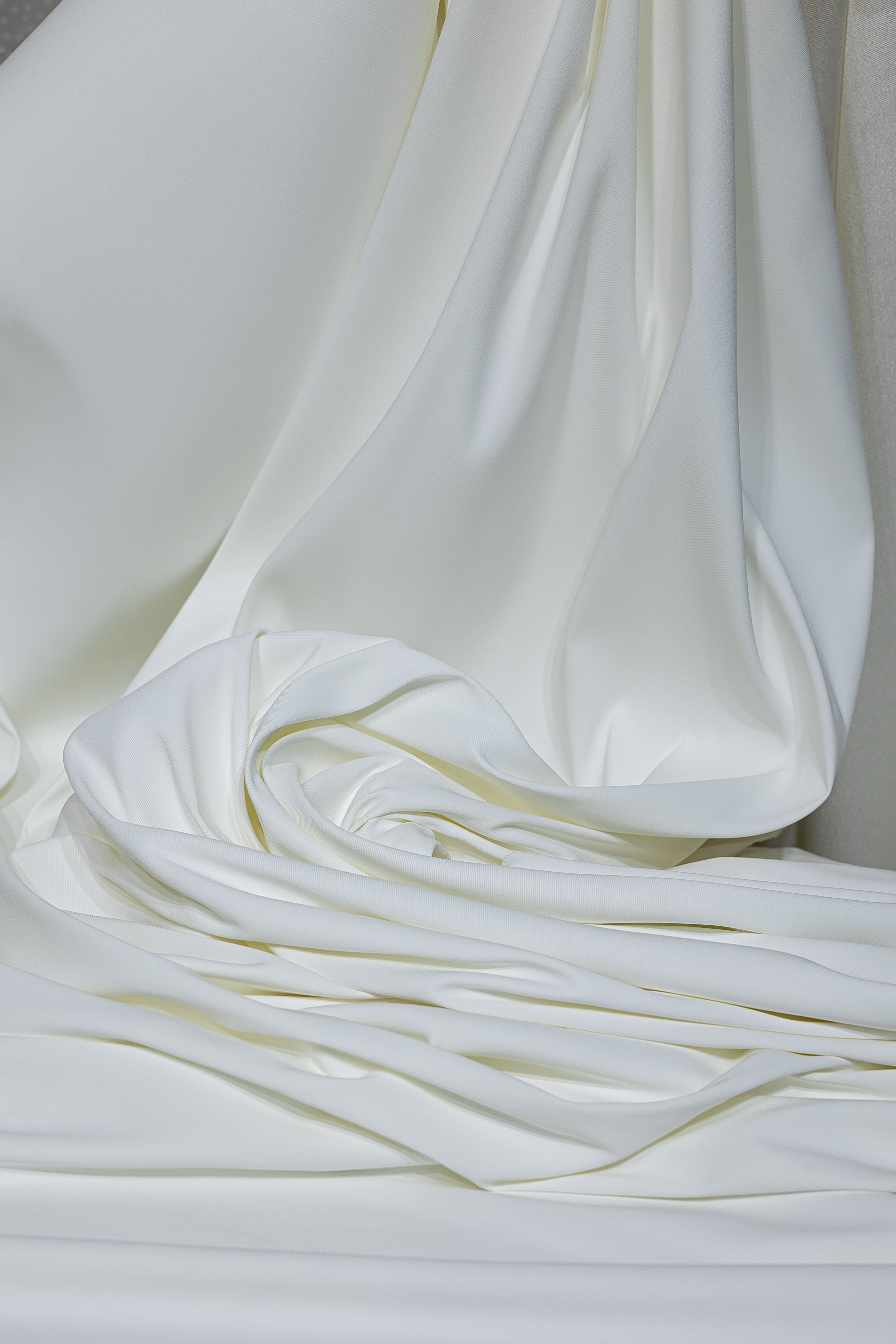 Mikado stretch thick 150 cm. R413