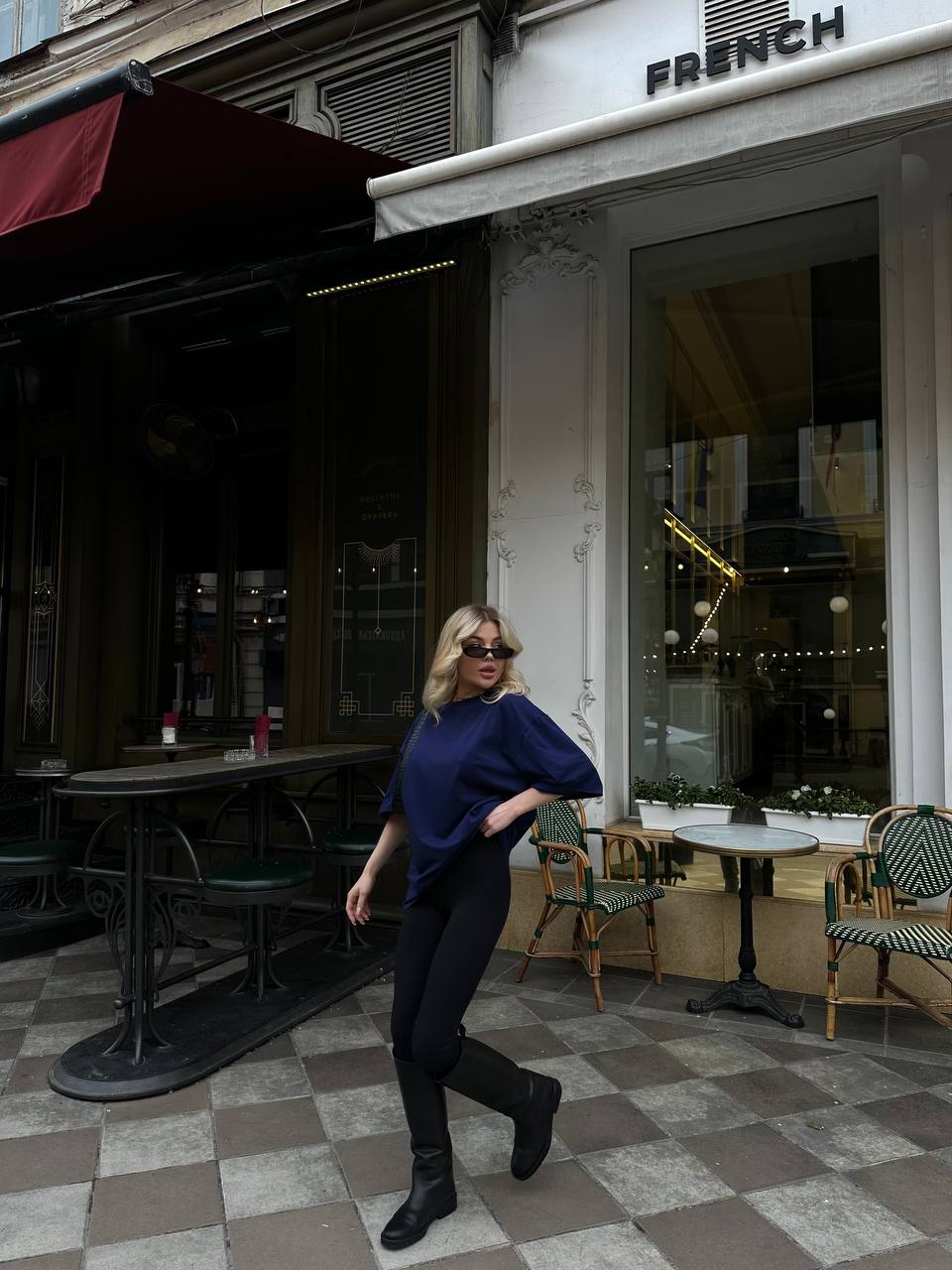 Футболка в темно- синьому кольорі якісна фурнітура 90 % бавовна