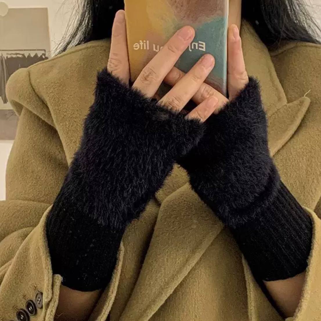 Мітенки теплі,пухнасті, чорні