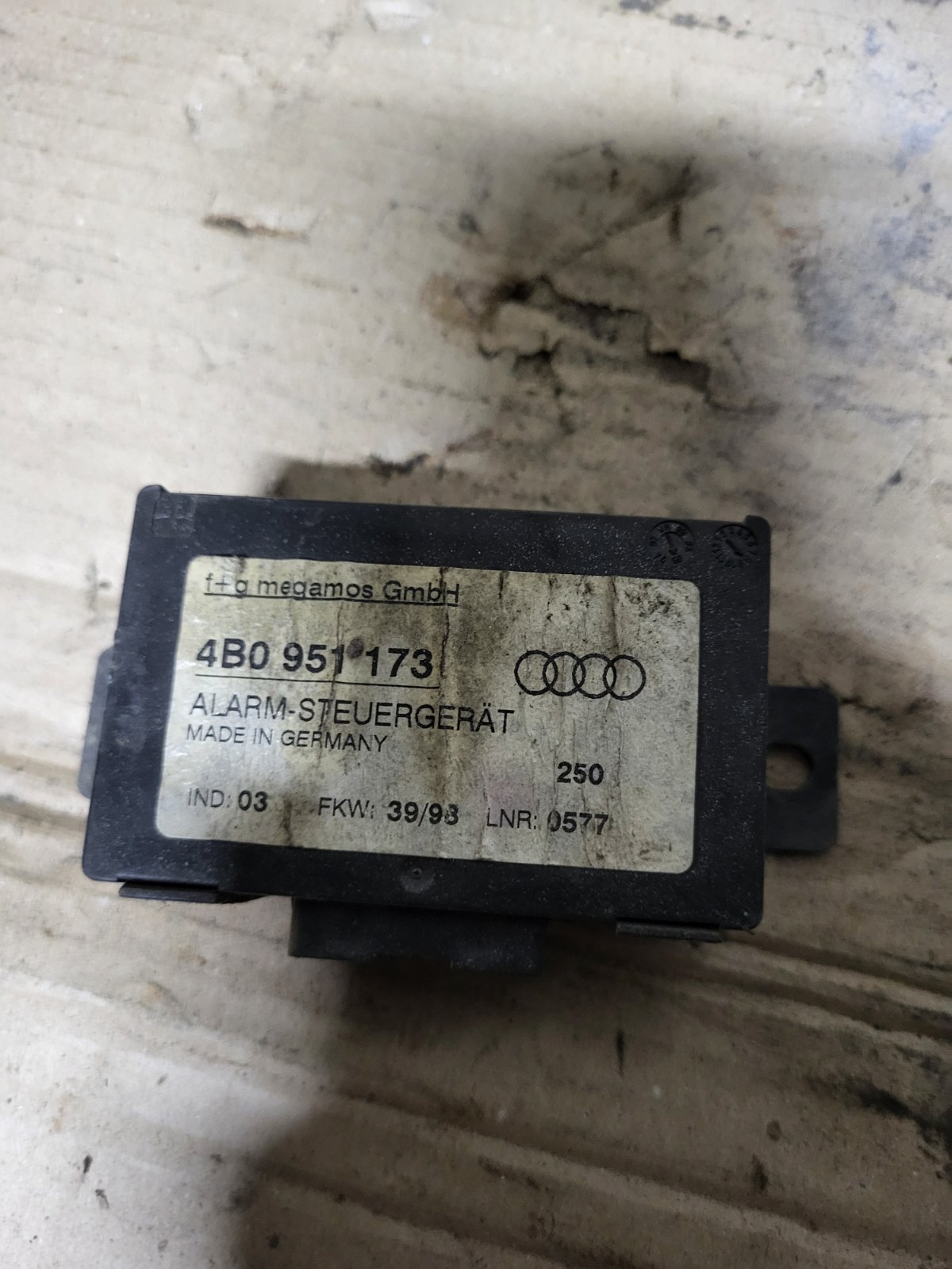 Блок керування сигналізації AUDI A6C5