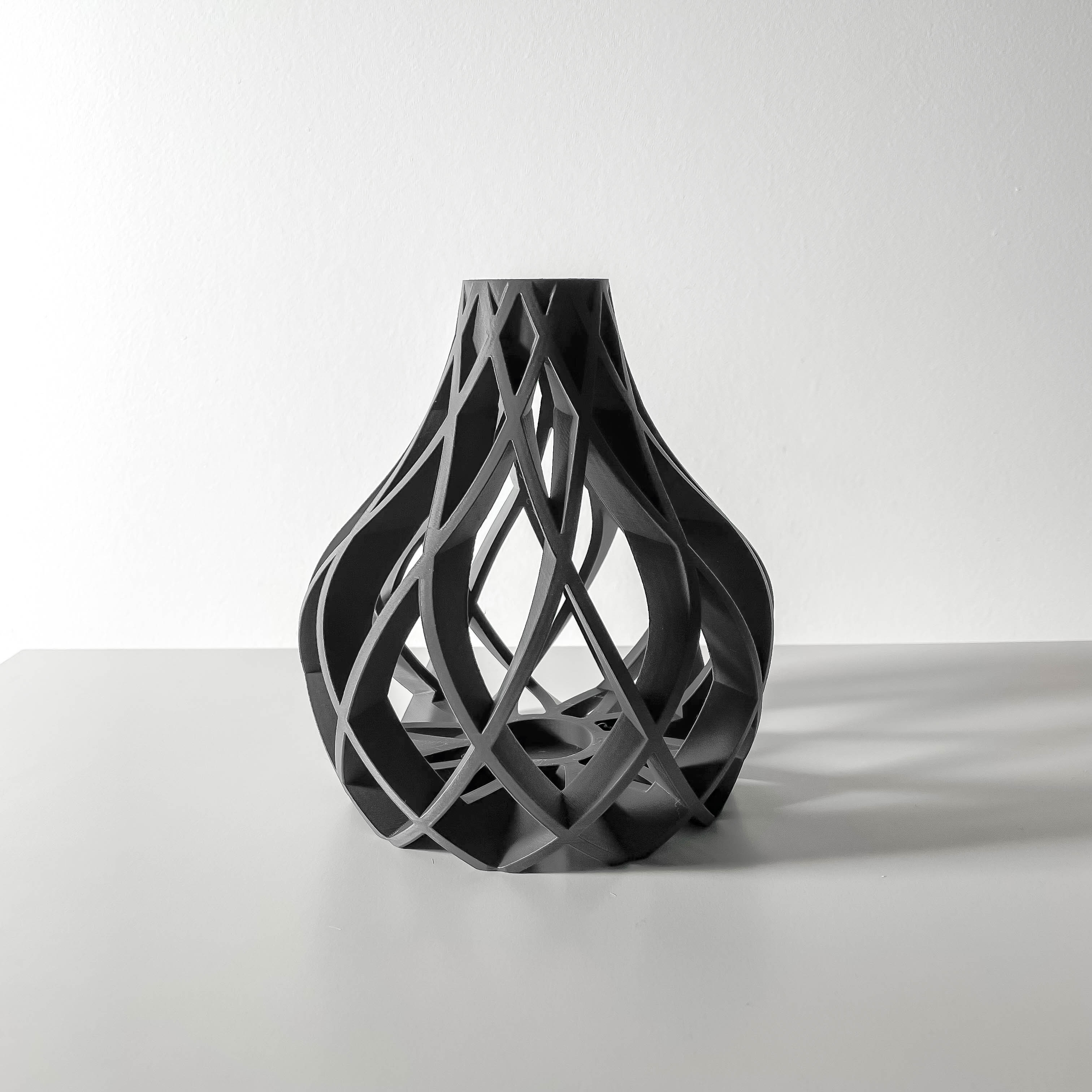 Vukan Vase – Tall 3D Printed Vase