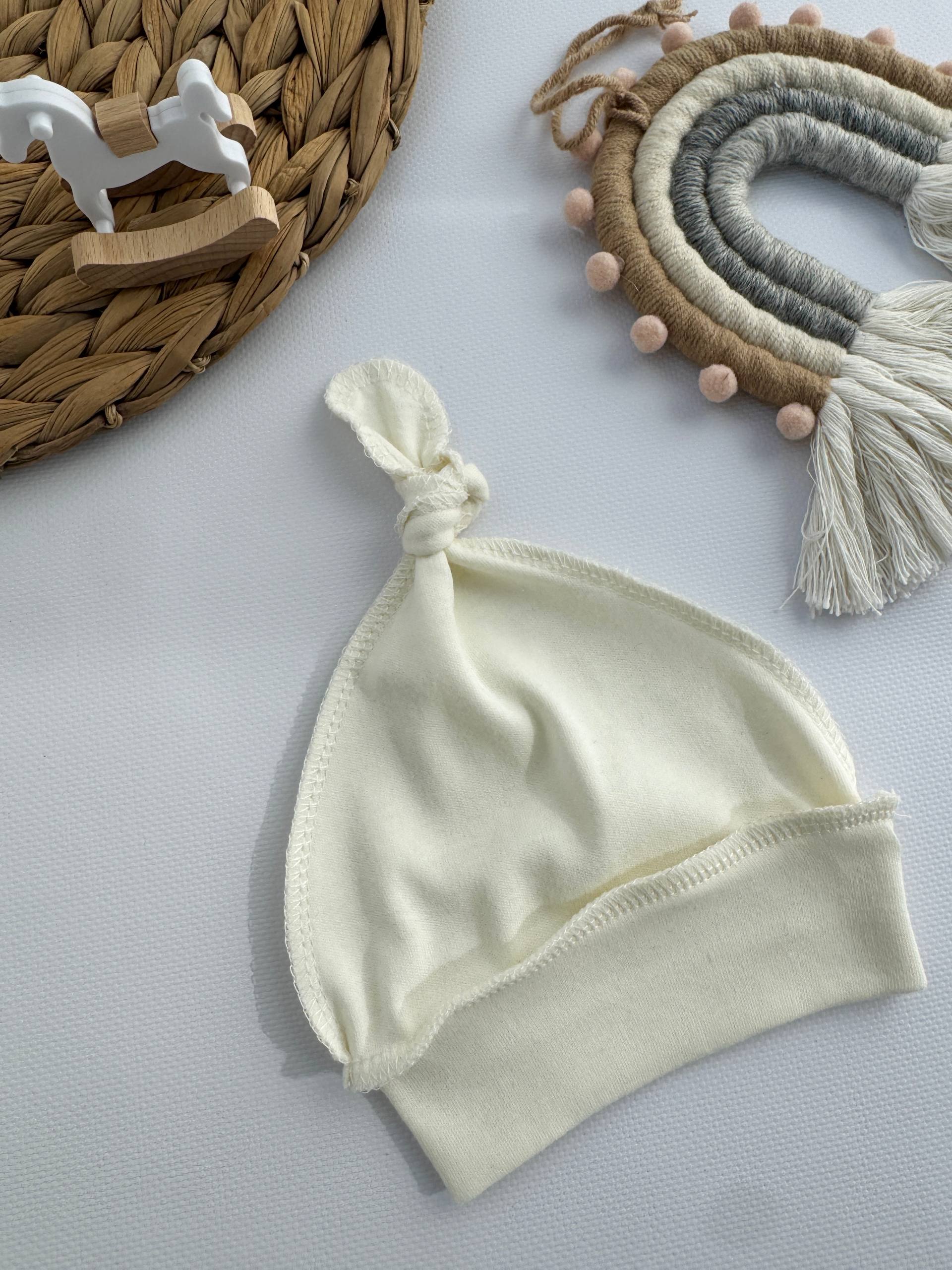 Шапочка-вузлик для новонароджених 56, 62 — дитяча шапочка для немовляти, з народження