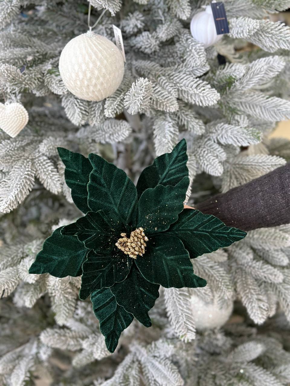 Декоративна квітка Пуансетія з оксамиту 33 см, ніжка 50 см (в наявності 1шт)