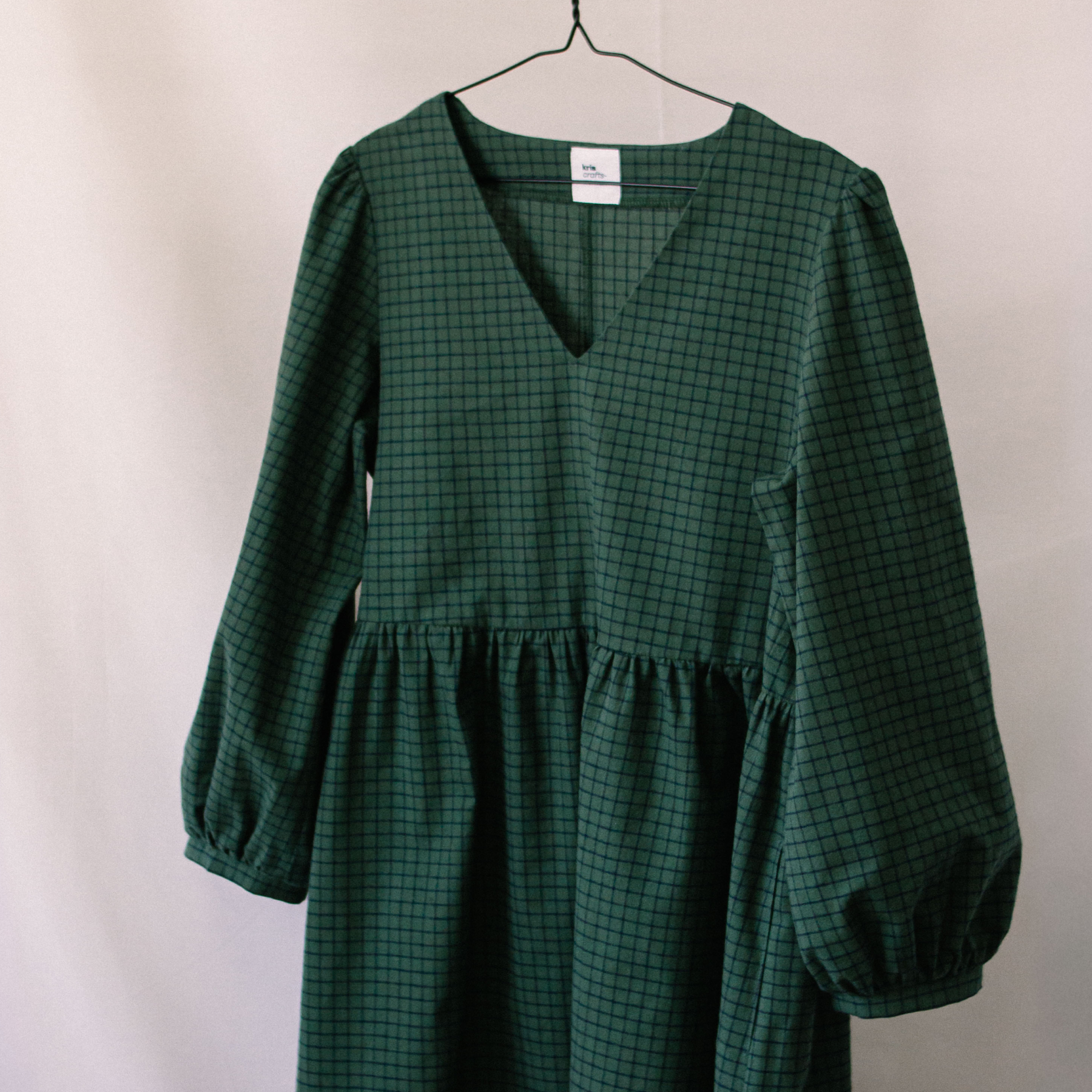 Зелена фланелева сукня в клітинку