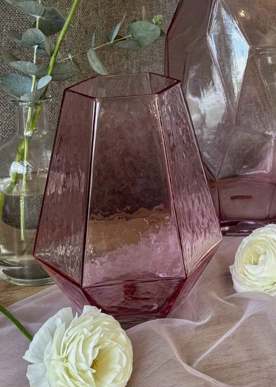 Ваза скляна Pink shape M