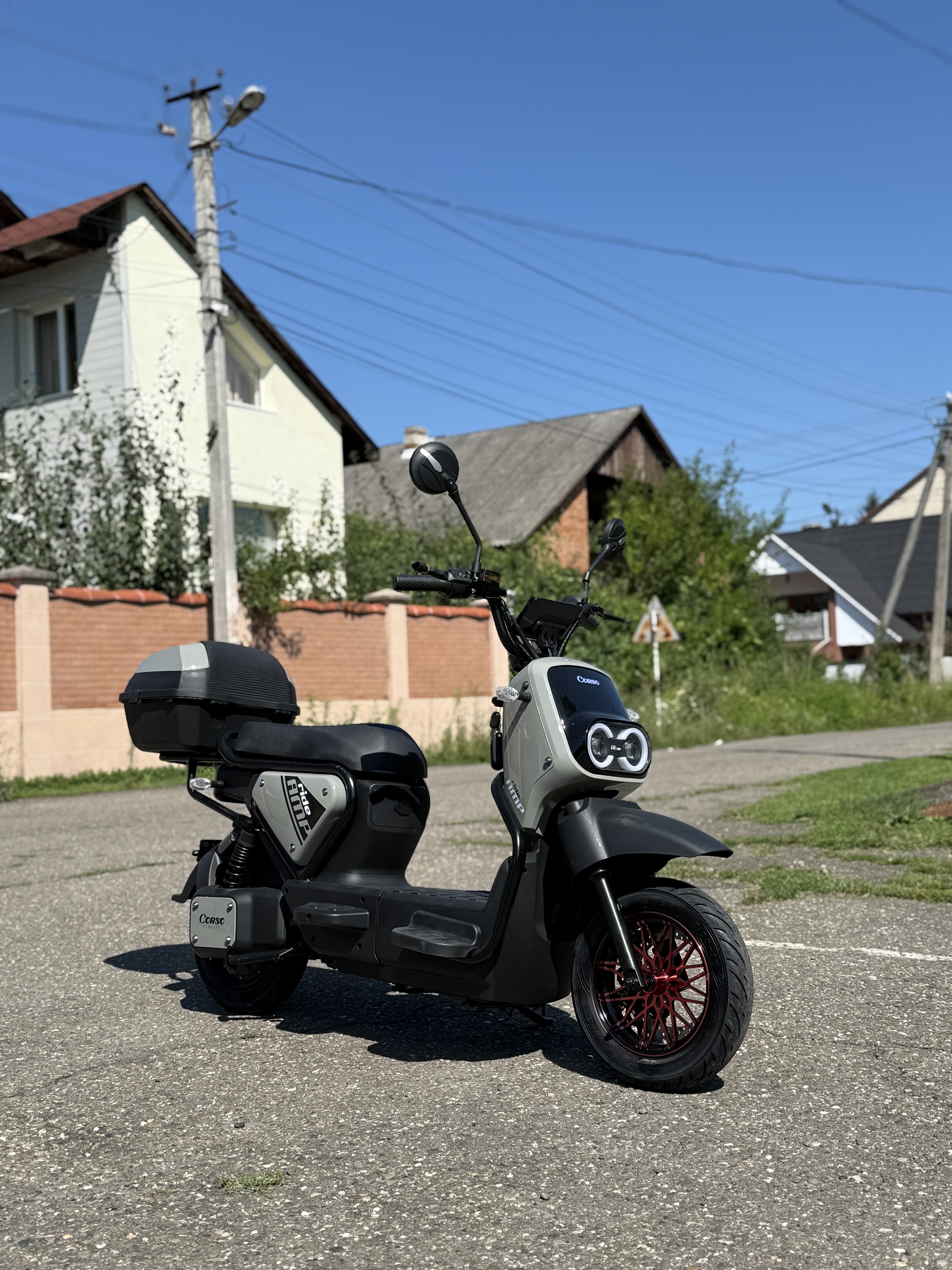 Електроскутер Corso Ride 1000W 72V/20Ah