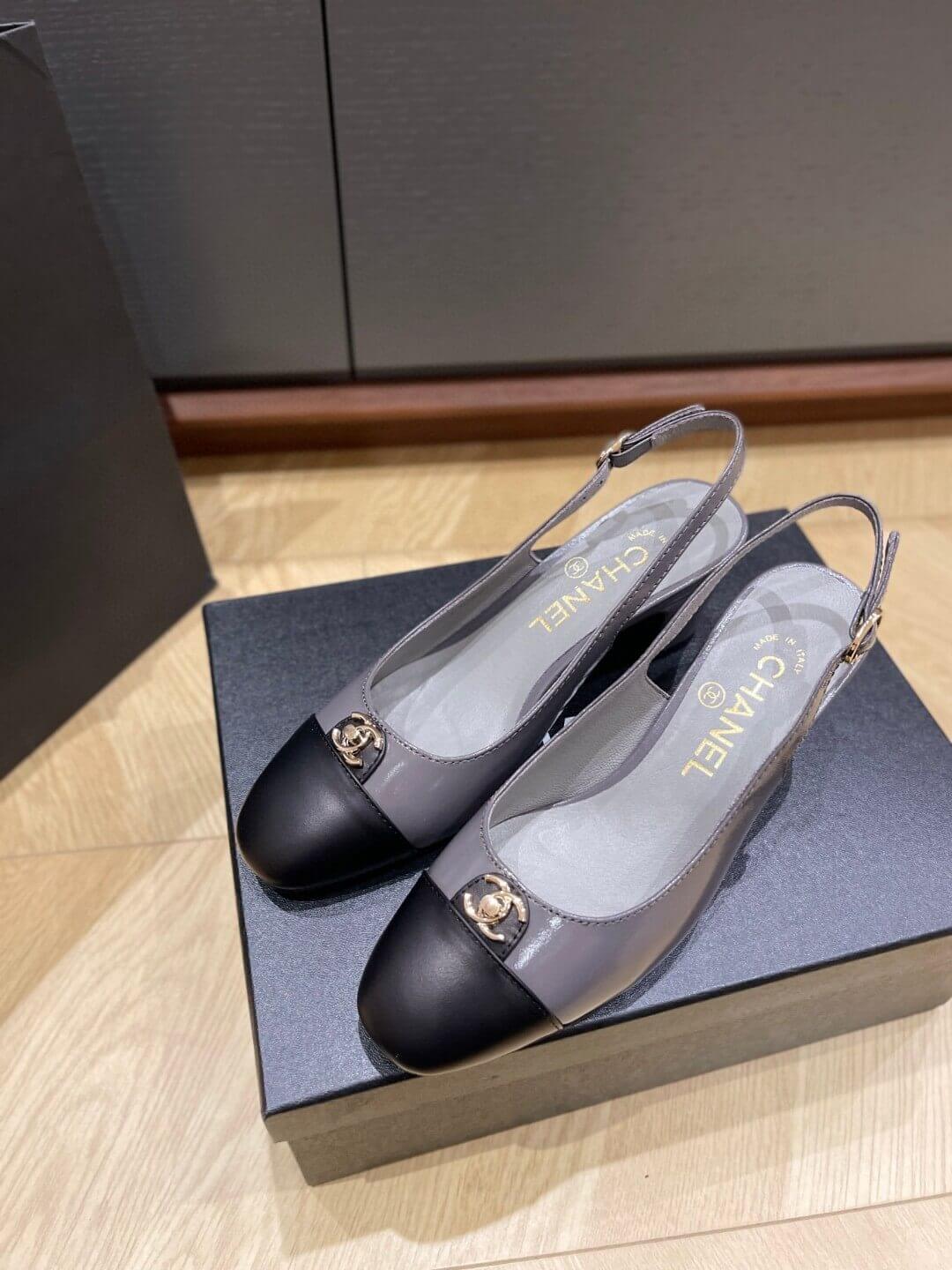 Chanel босоніжки