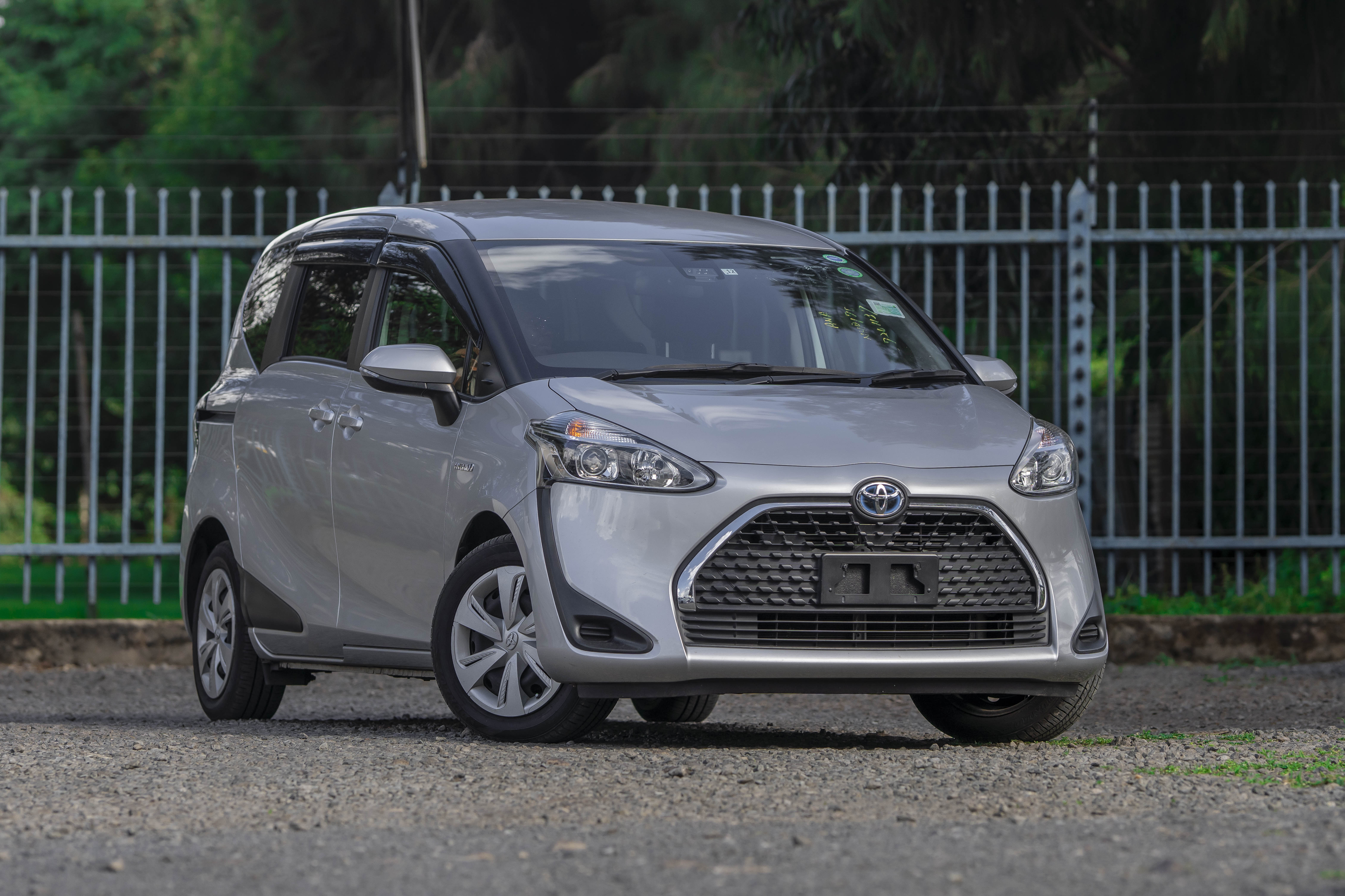 TOYOTA SIENTA