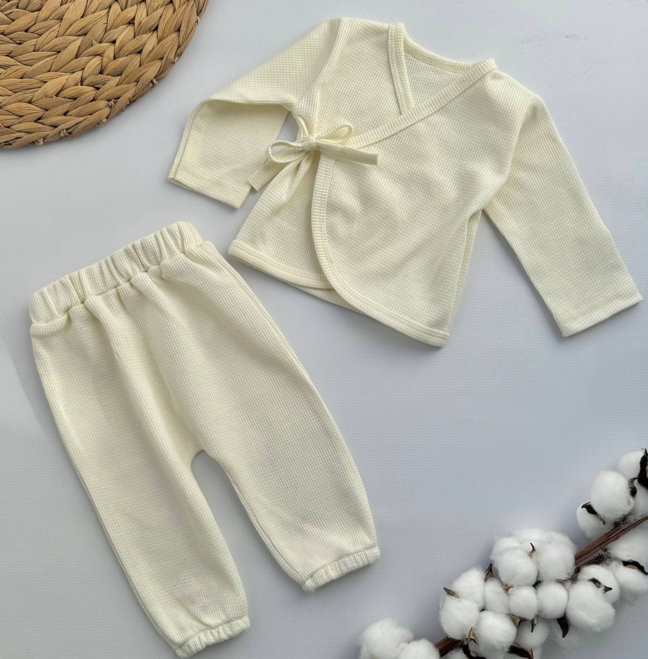 Комплект розпашонка і штанці для новонародженого 56,62