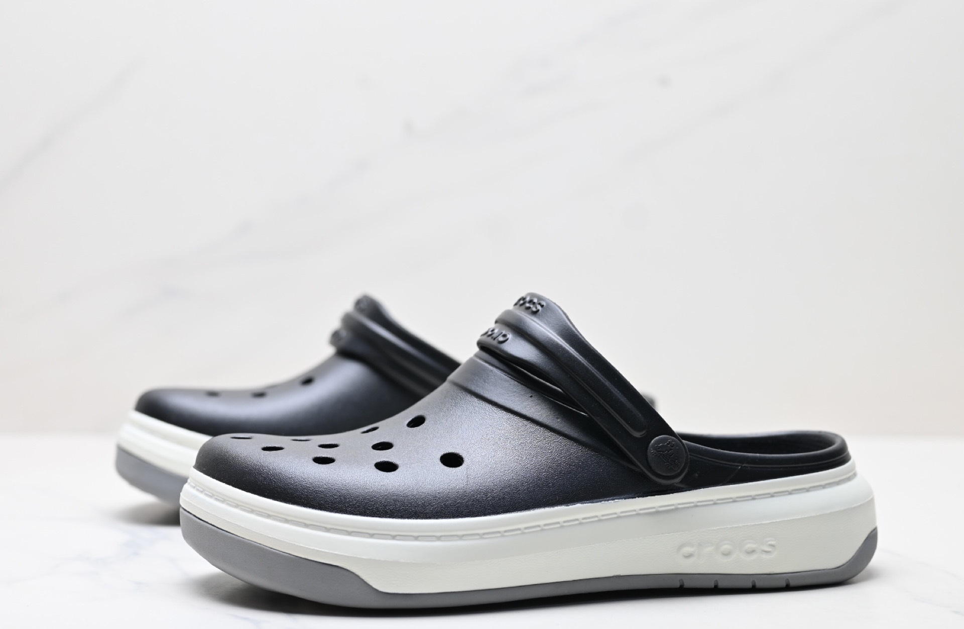 Crocs Full Force EVA Platform Clogs 04