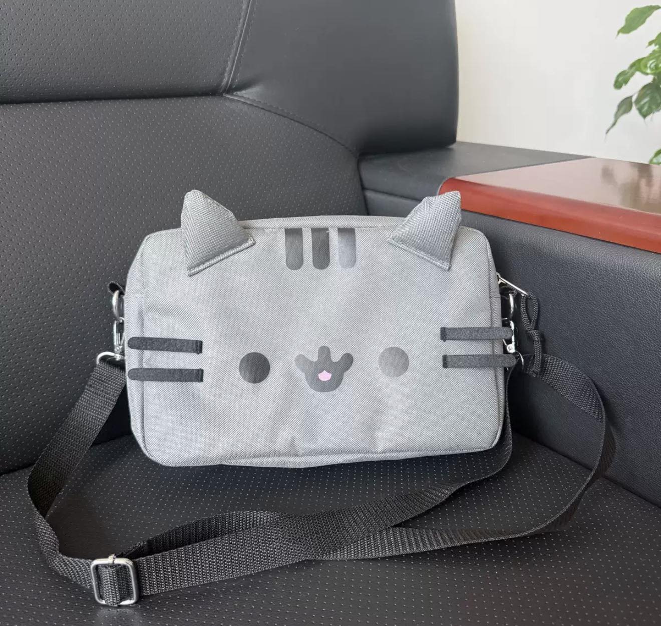Сумка-месенджер через плече Кіт Пушин (Pusheen Cat) — Сіра