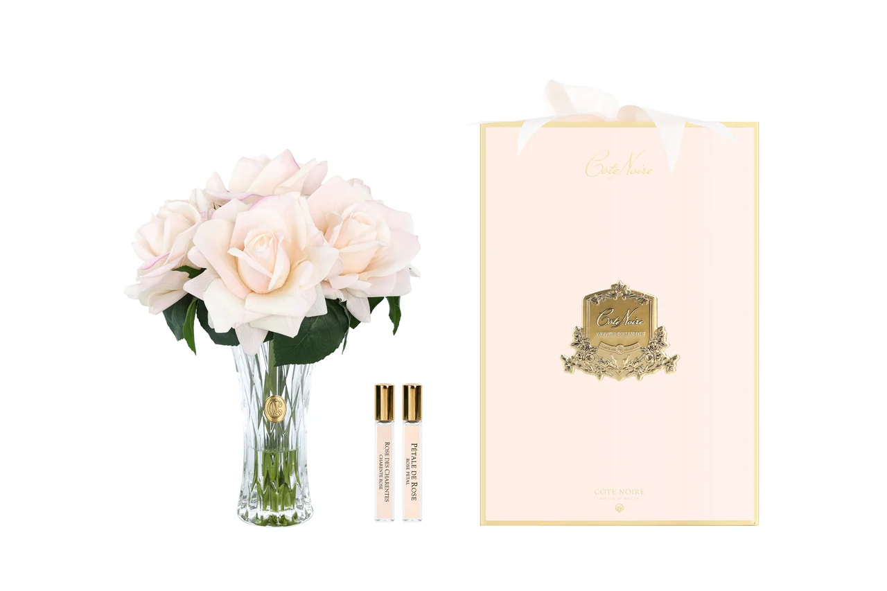 Аромаквіти Cote Noire Charente Seven Rose in Champagne Pink & Gold Badge — букет із 7 троянд кольору рожевого шампанського