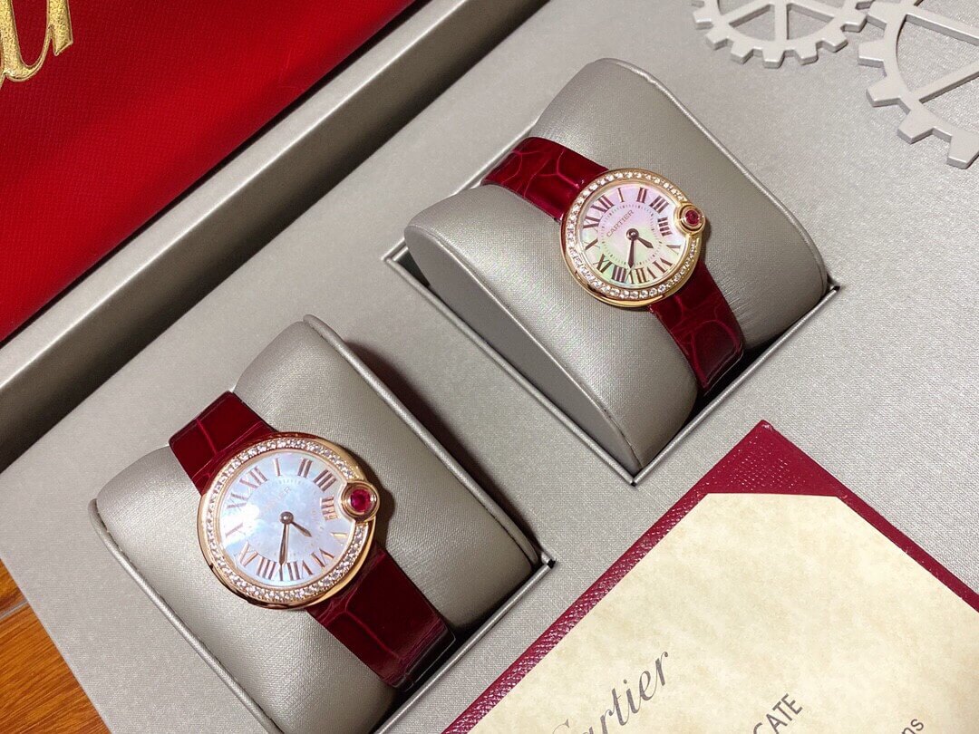 Cartier годинник