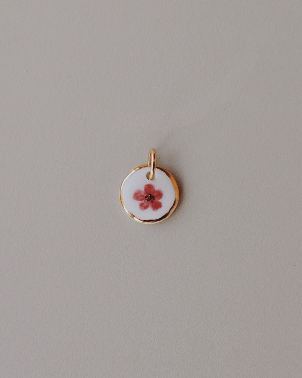 порцеляновий кулон "квітка червона"