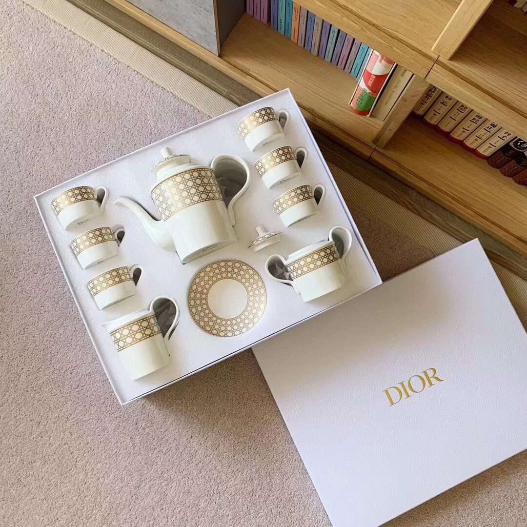 Dior сервіз