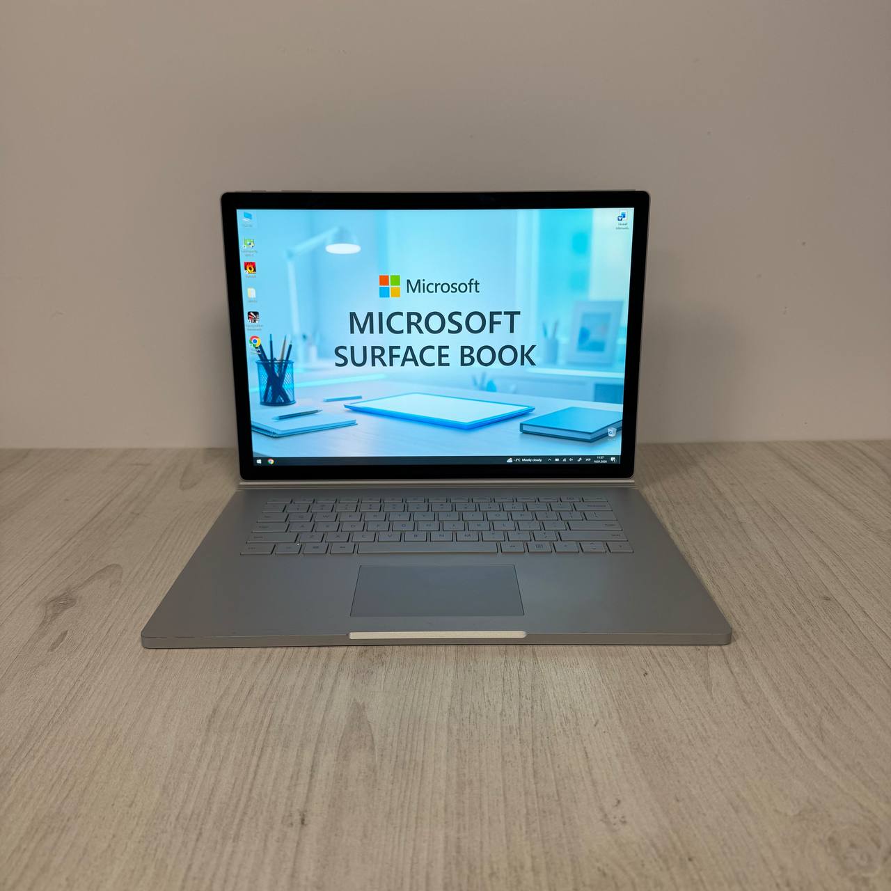 Microsoft Surface Book 2 x360 Touch