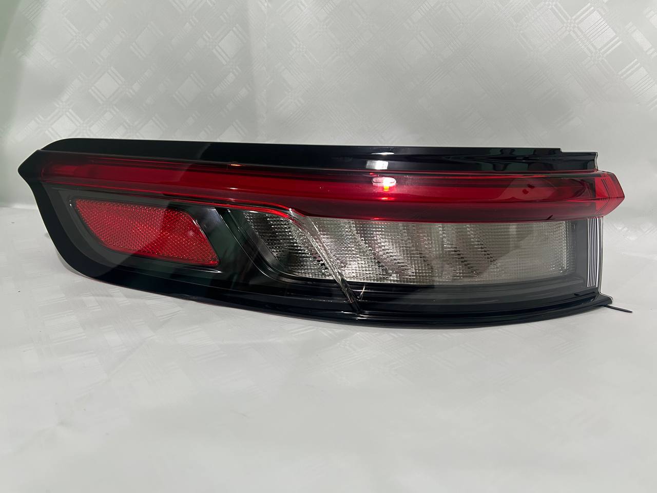 Jeep Grand Cherokee б.у оригінал Ліва в крило 2021 - 2025 роки